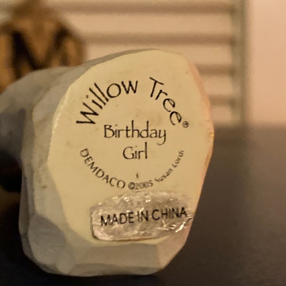 Willow Tree Angel Birthday Girl - Picture 8 of 9